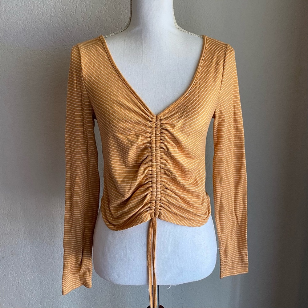 Arizona Women’s Tan Ruched Top